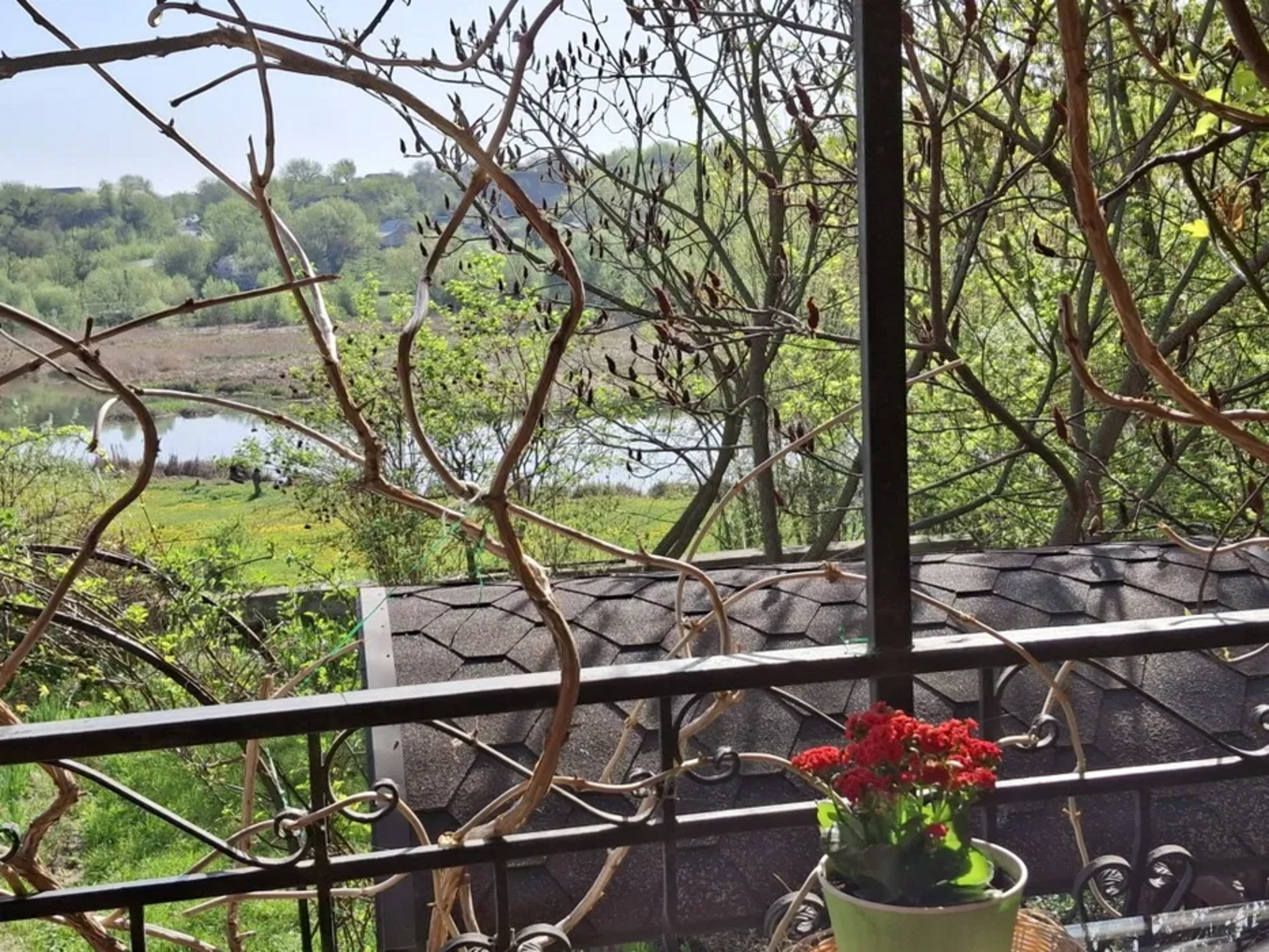 Продаж будинку 220 м²