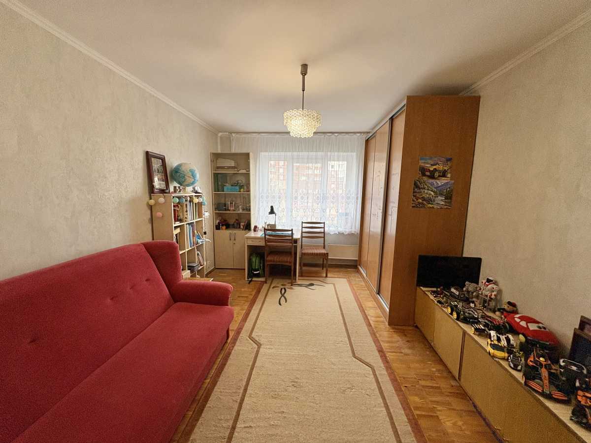 Продажа 2-комнатной квартиры 59 м², Николая Закревского ул., 5