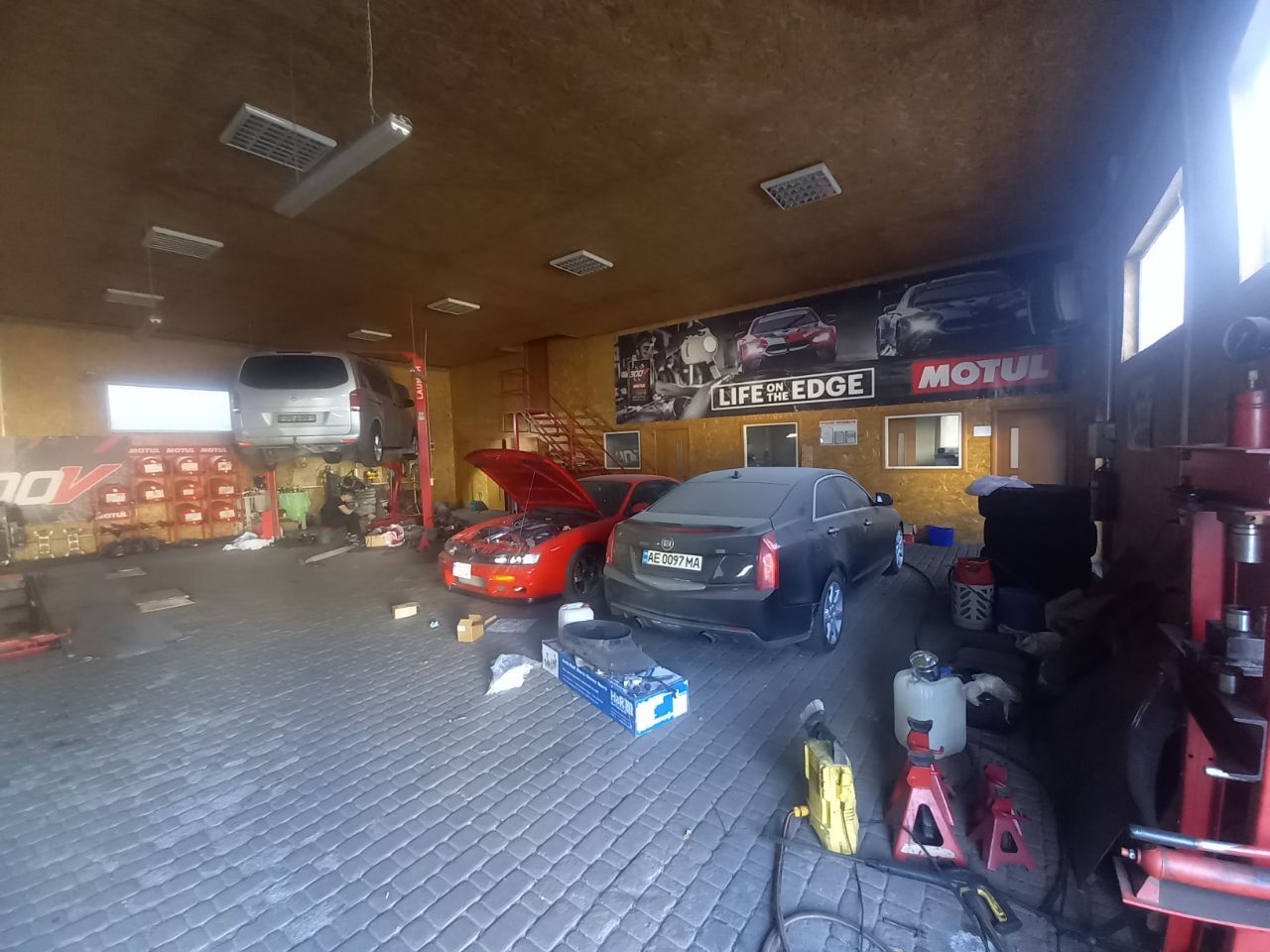 Оренда комерції 360 м², Богдана Хмельницького просп., 101