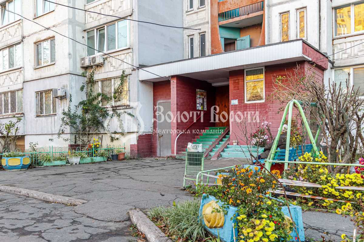 Продажа 2-комнатной квартиры 55.52 м², Теодора Драйзера ул., 9Д