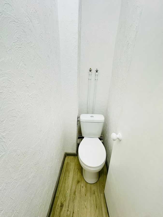 Продаж 3-кімнатної квартири 59 м², Сонячна вул., 12