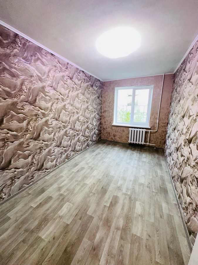 Продаж 3-кімнатної квартири 59 м², Сонячна вул., 12