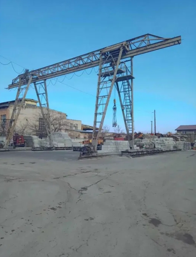 Аренда склада 1400 м², Промышленная ул.