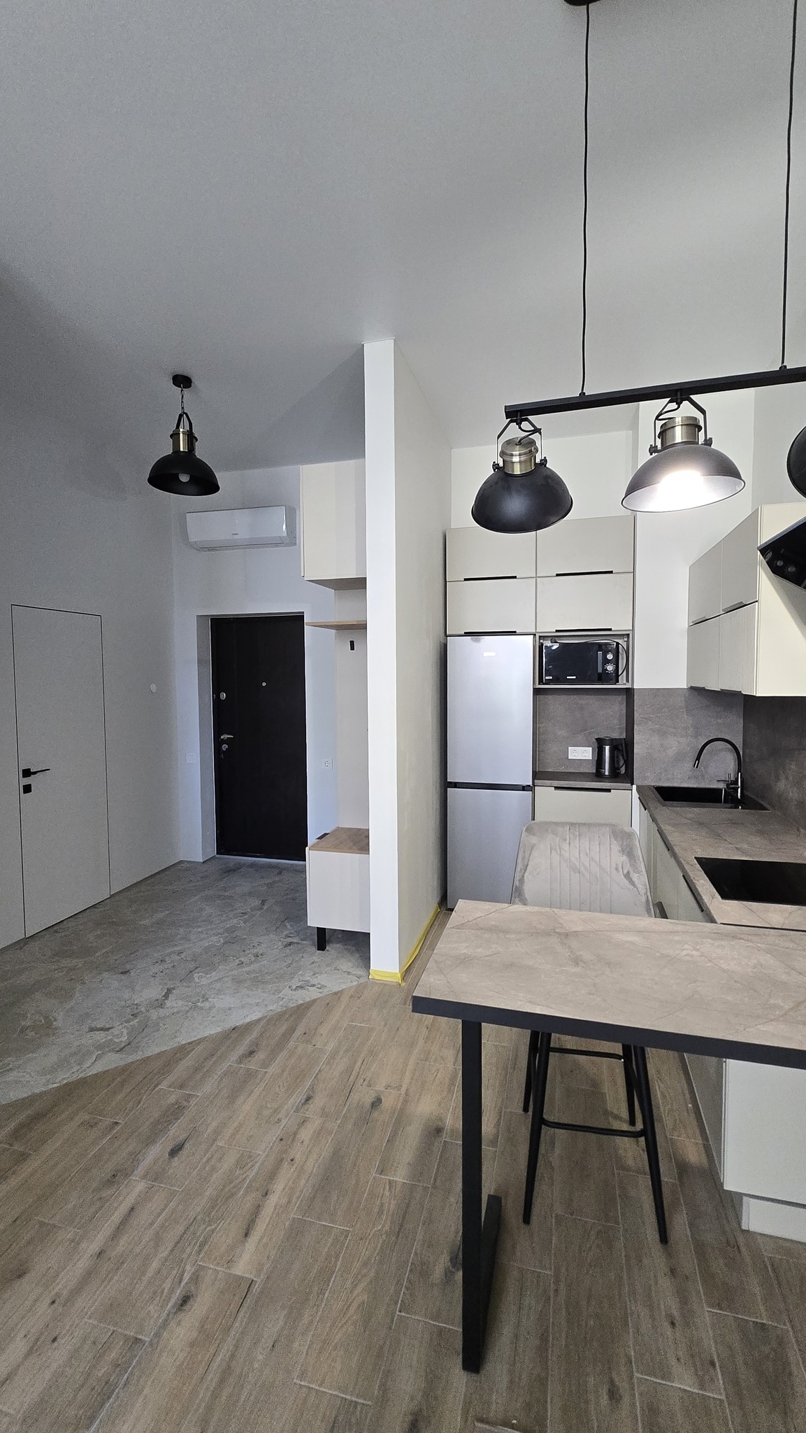 Аренда 1-комнатной квартиры 47 м², Александра Олеся ул., 17