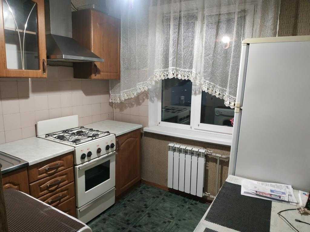 Оренда 2-кімнатної квартири 48 м², Автозаводська вул., 17