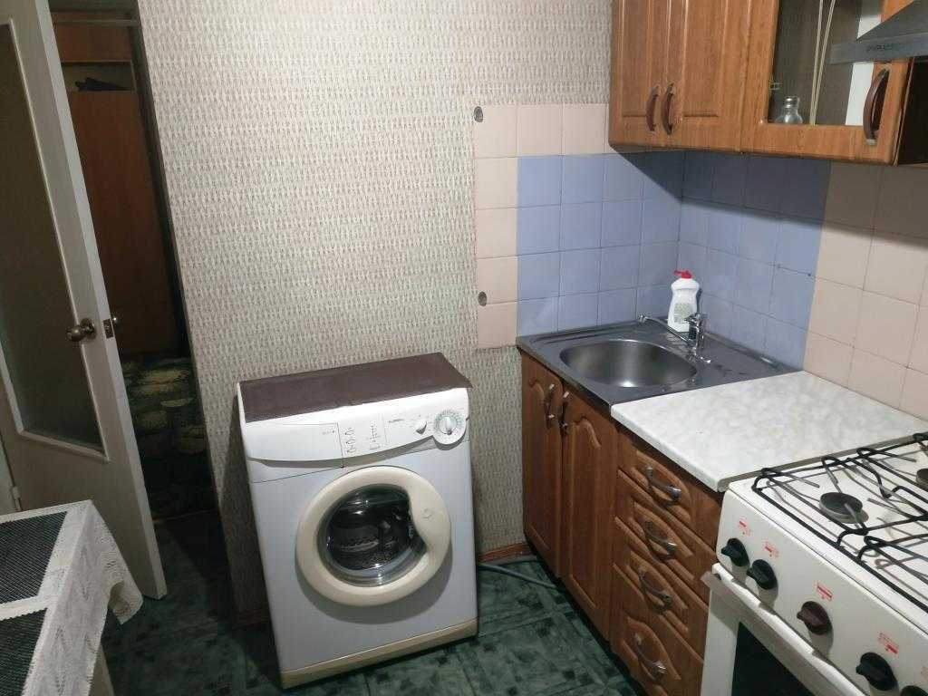 Оренда 2-кімнатної квартири 48 м², Автозаводська вул., 17
