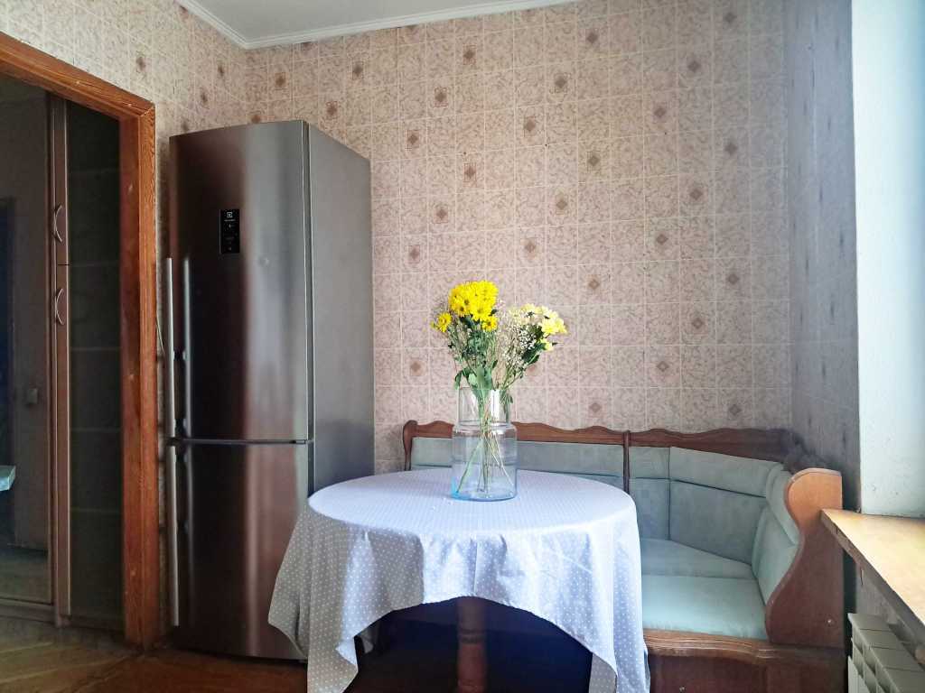 Продажа 3-комнатной квартиры 77.5 м², Ревуцкого ул., 7