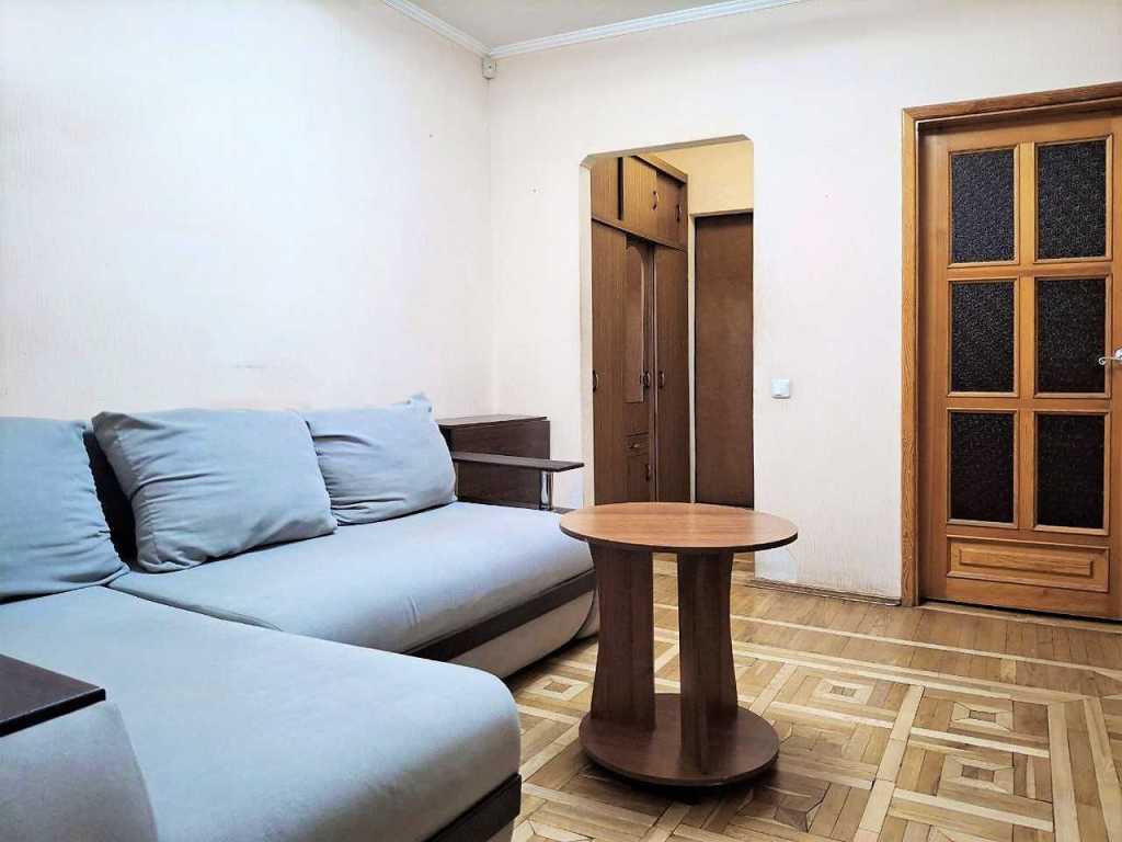 Продажа 3-комнатной квартиры 77.5 м², Ревуцкого ул., 7