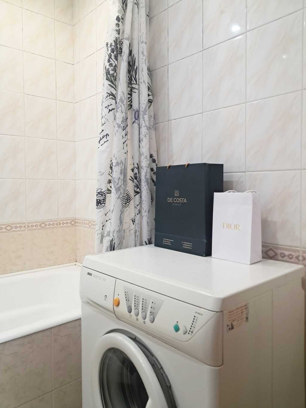 Продажа 3-комнатной квартиры 77.5 м², Ревуцкого ул., 7