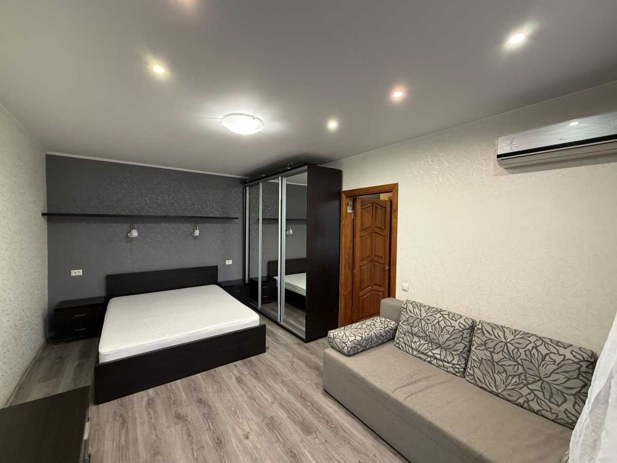 Аренда 1-комнатной квартиры 35 м², Героев Днепра ул., 65