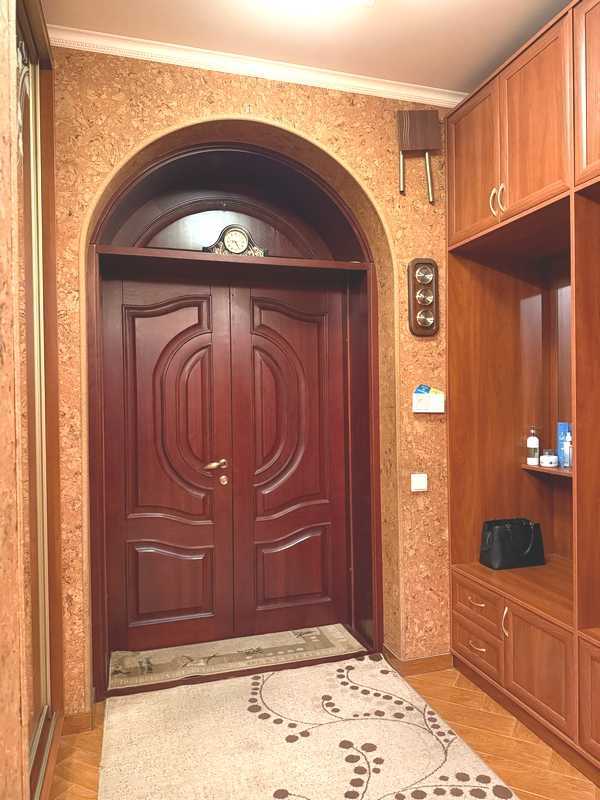 Продажа дома 425 м², Борщаговская ул., 23