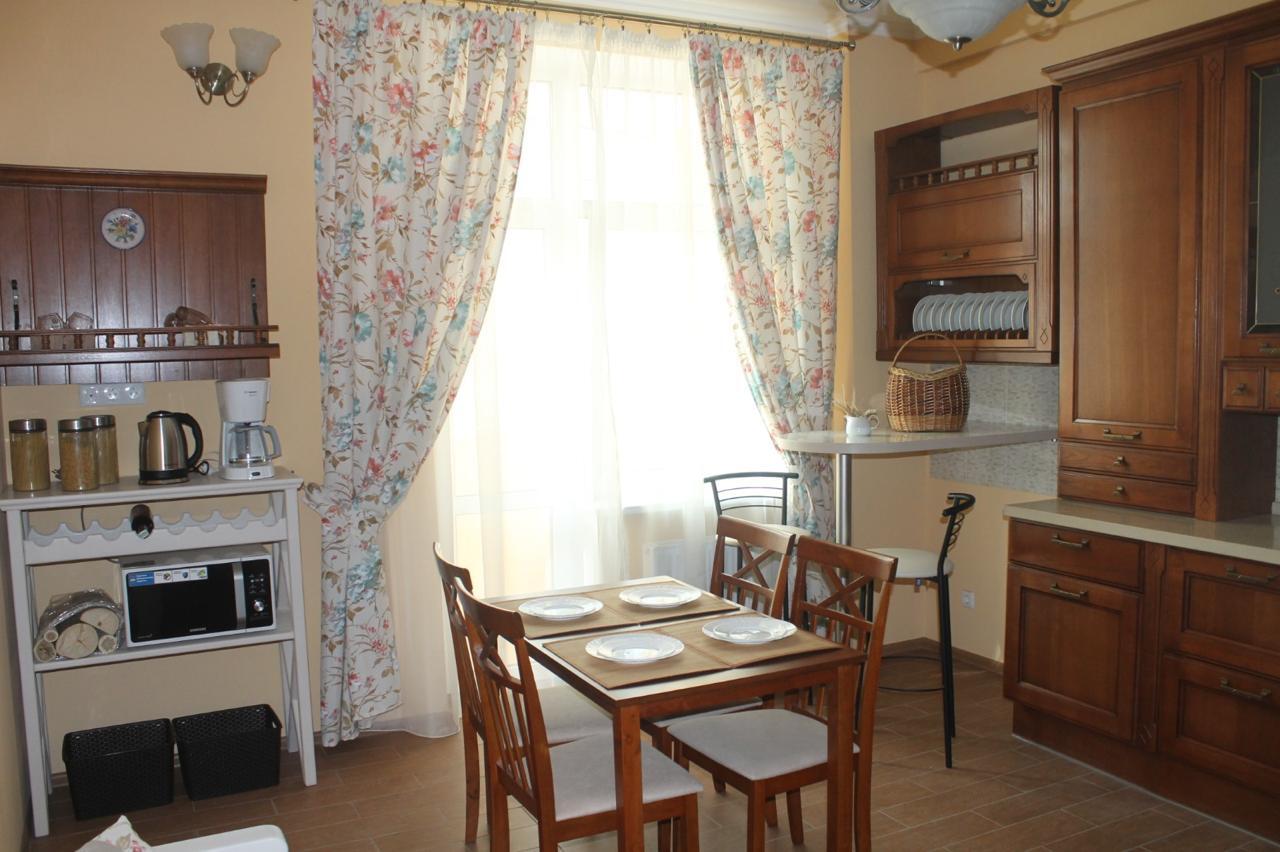 Оренда 2-кімнатної квартири 78 м², В'ячеслава Чорновола вул.