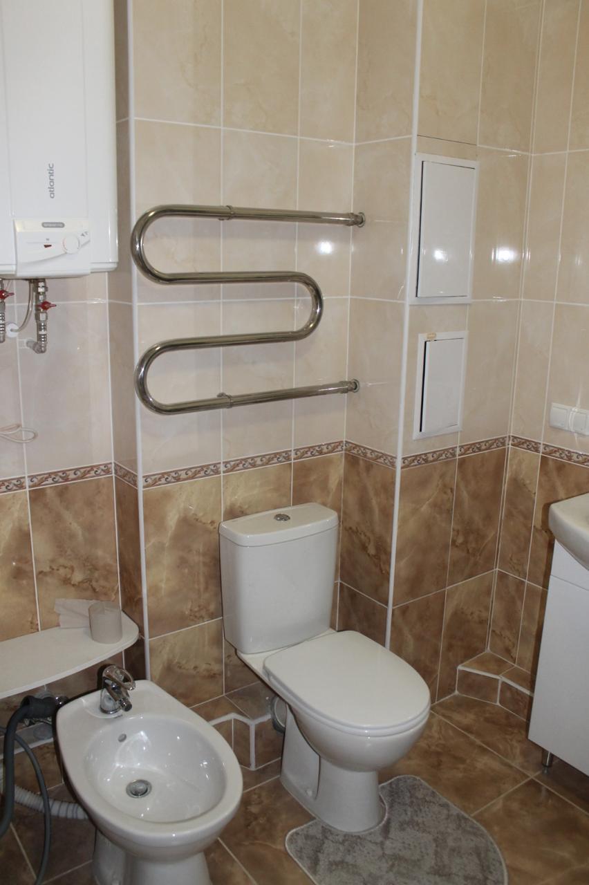 Оренда 2-кімнатної квартири 78 м², В'ячеслава Чорновола вул.