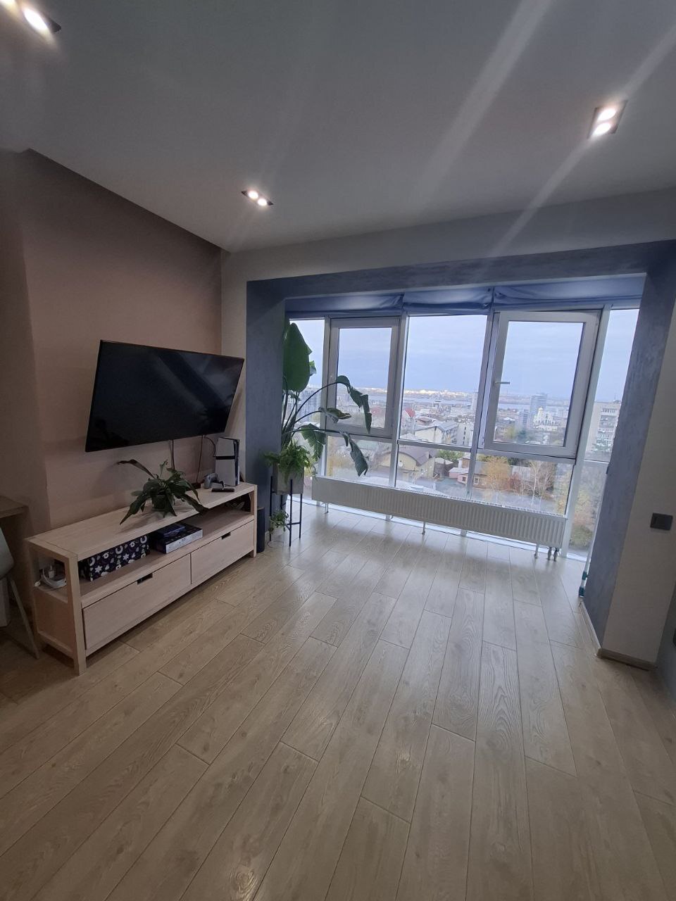 Продажа 1-комнатной квартиры 44 м², Светлова ул.
