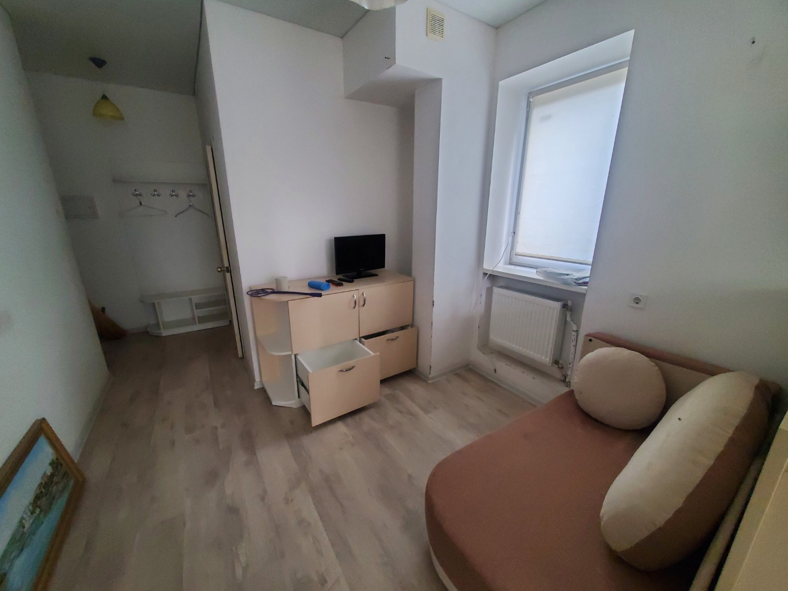 Оренда студії 26 м², Яснополянська вул., 48Б