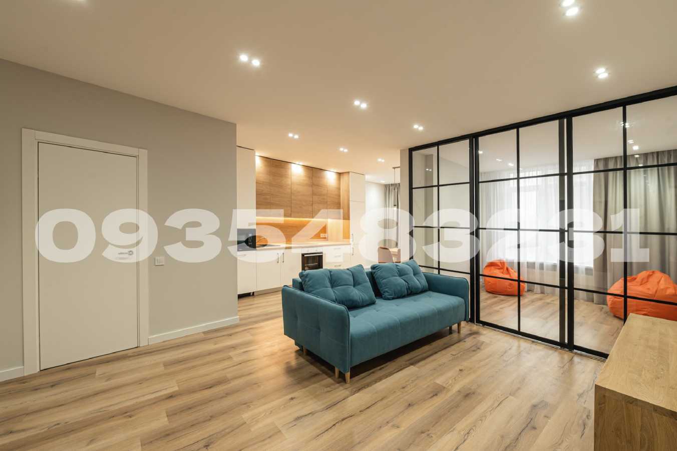 Продажа 2-комнатной квартиры 70 м², Глубочицкая ул., 13-5