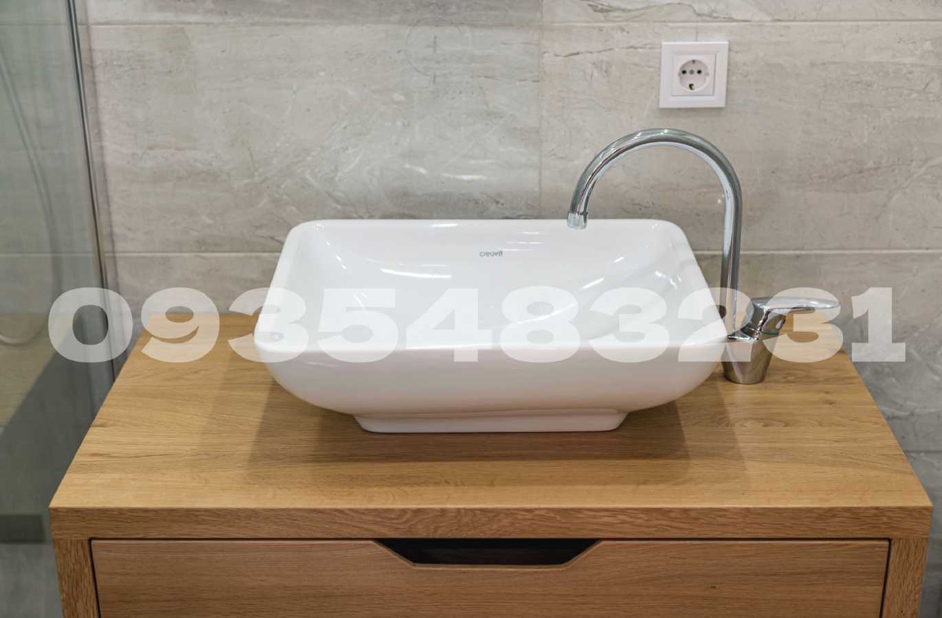 Продажа 2-комнатной квартиры 70 м², Глубочицкая ул., 13-5