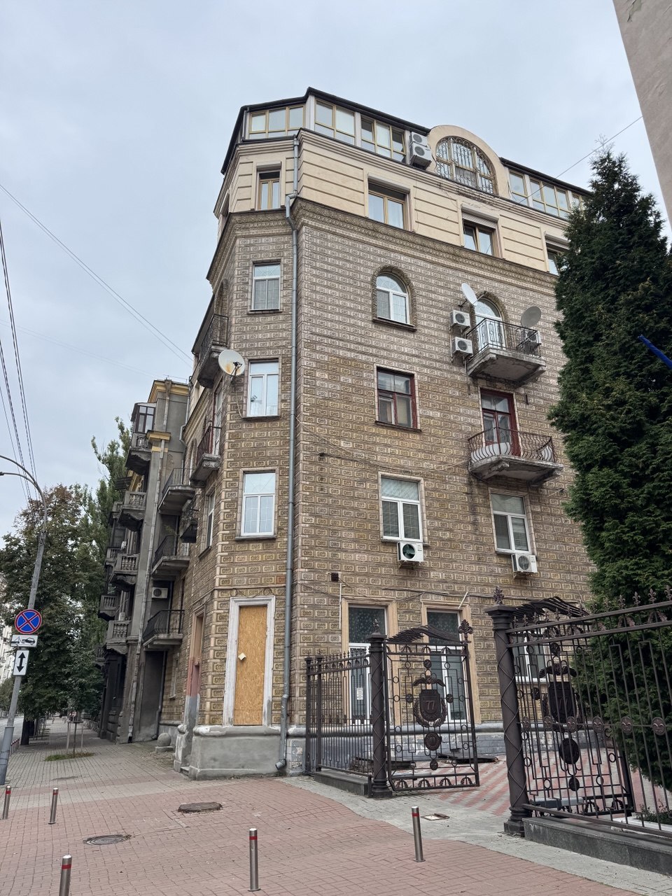 Продажа 2-комнатной квартиры 62 м², Шелковичная ул., 23