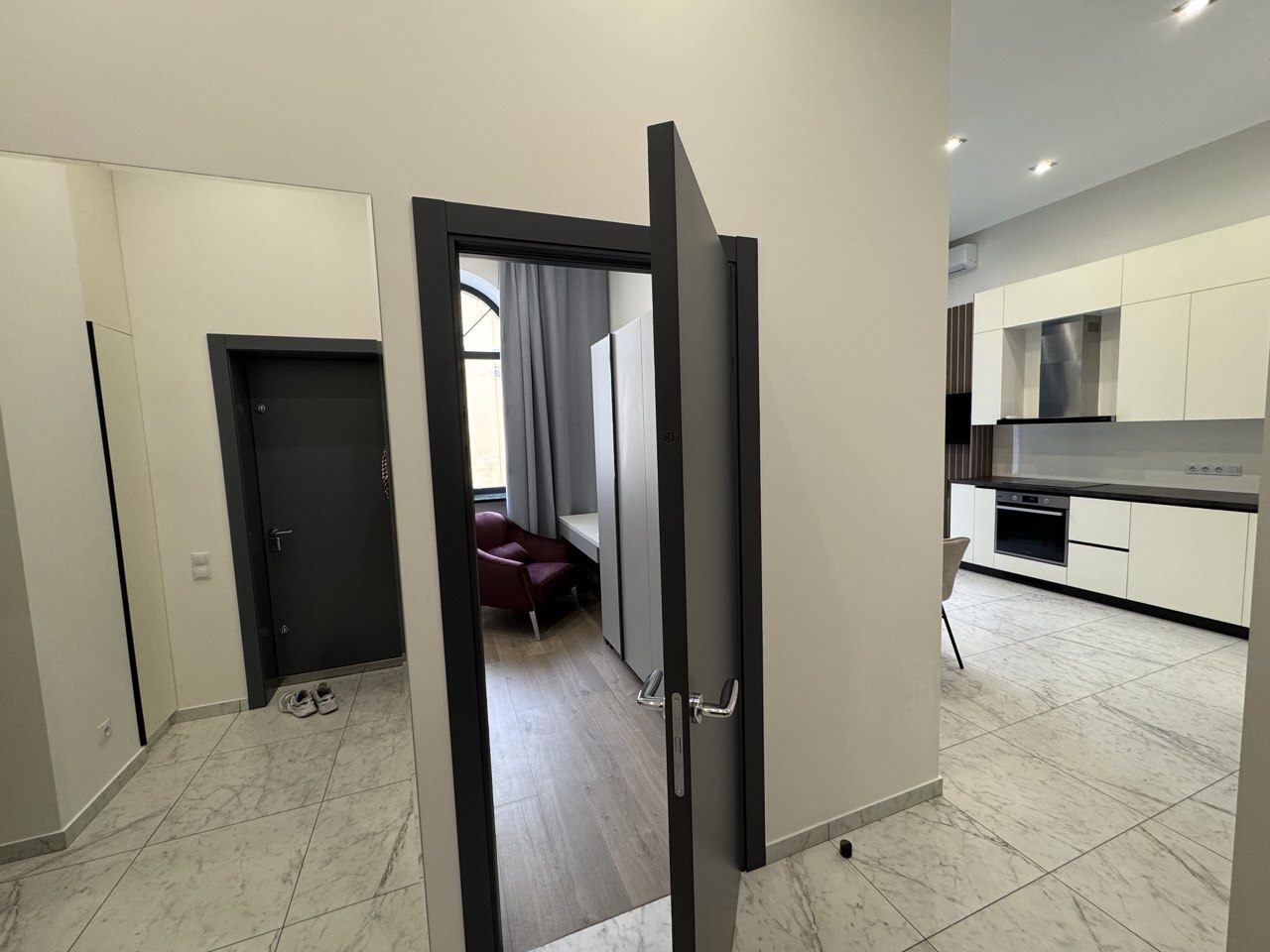 Продажа 2-комнатной квартиры 62 м², Шелковичная ул., 23