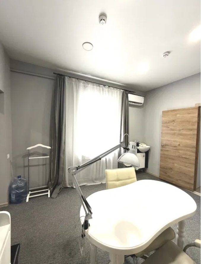 Аренда помещения свободного назначения 42 м², Осипова ул.