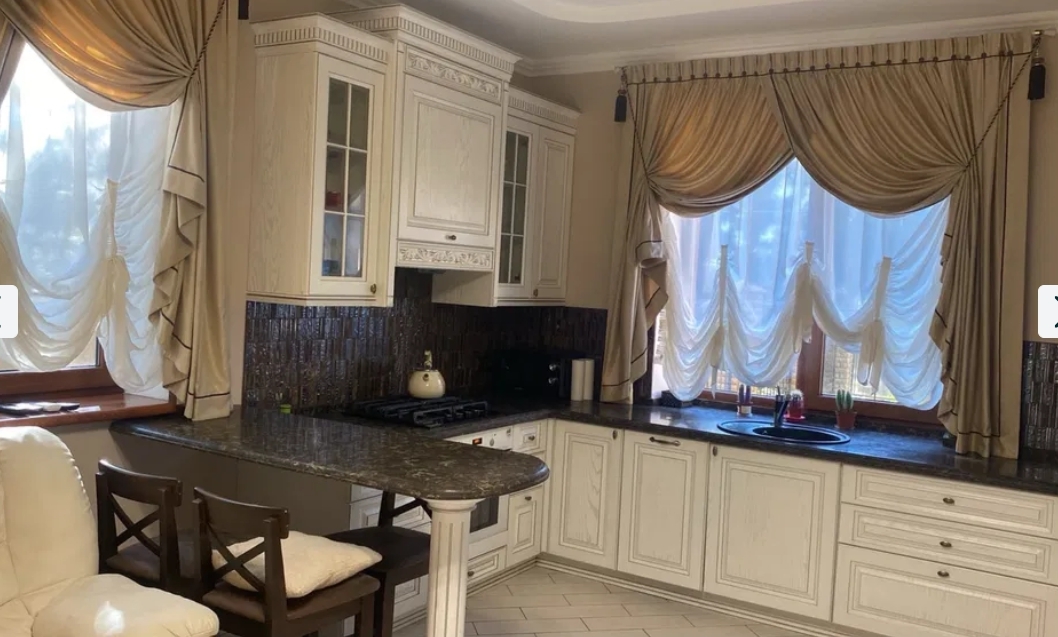 Оренда будинку 140 м², Зої Космодем'янської вул.