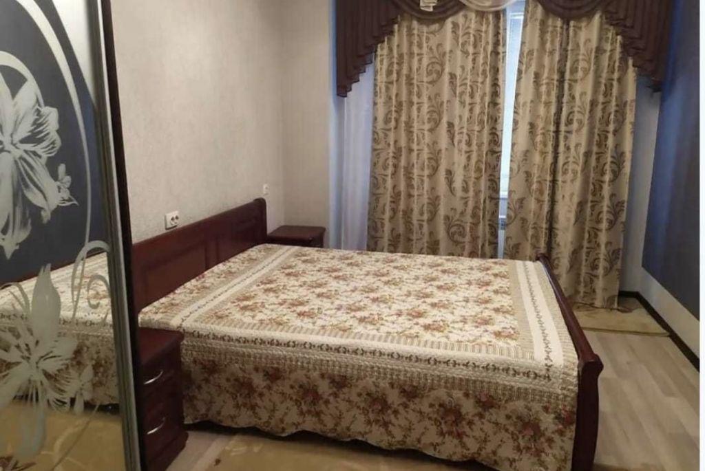 Продажа 2-комнатной квартиры 71.3 м², Богдана Хмельницкого бул., 21