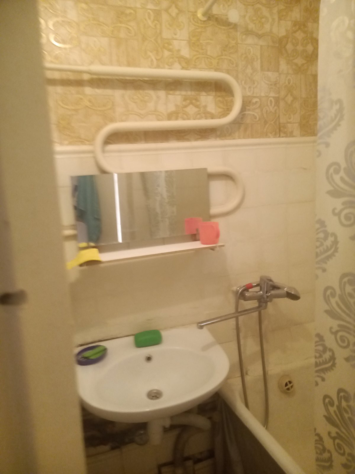 Оренда 3-кімнатної квартири 56 м², Олени Теліги вул., 17