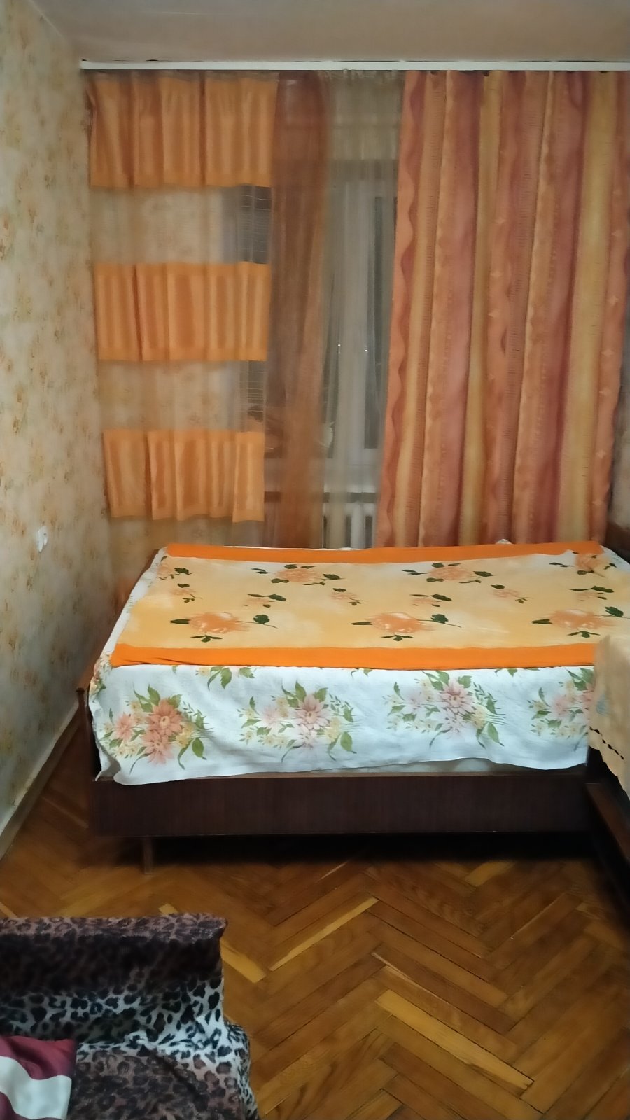 Оренда 3-кімнатної квартири 56 м², Олени Теліги вул., 17