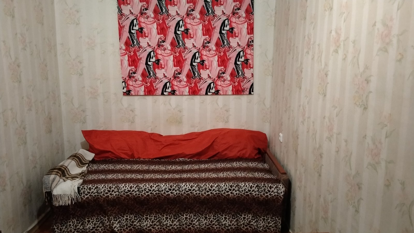 Оренда 3-кімнатної квартири 56 м², Олени Теліги вул., 17