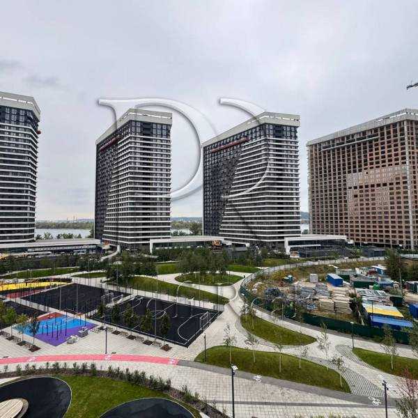 Продажа 3-комнатной квартиры 90 м², Причальная ул., 10