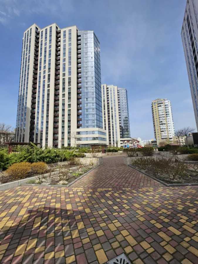 Продажа 4-комнатной квартиры 186 м², Симферопольская ул., 2Л