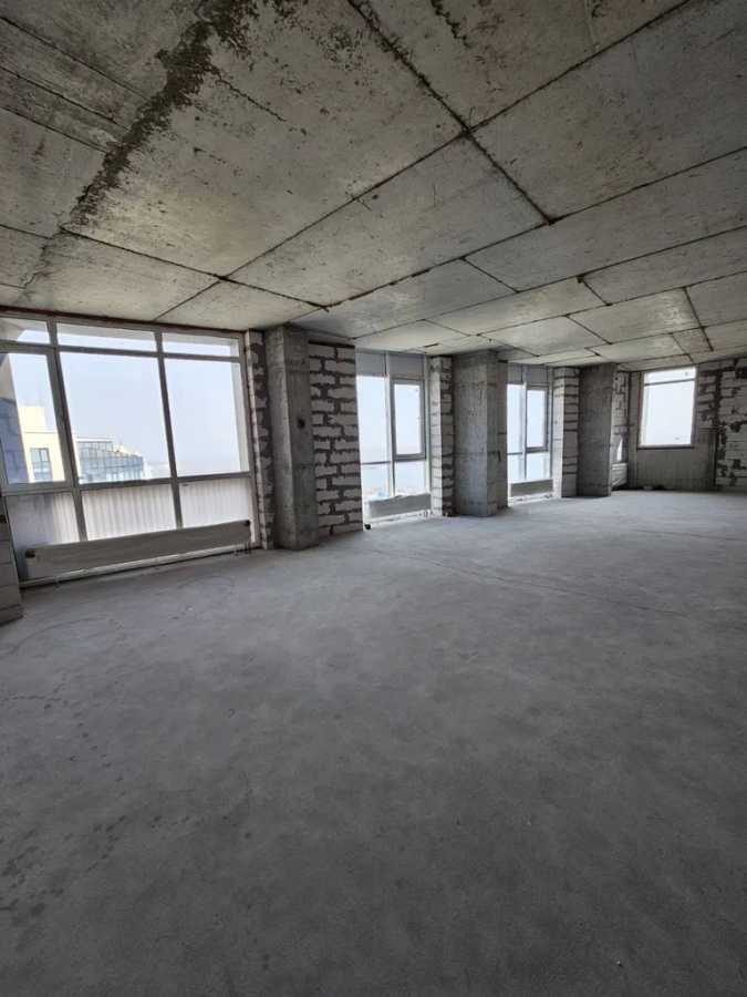 Продажа 4-комнатной квартиры 186 м², Симферопольская ул., 2Л