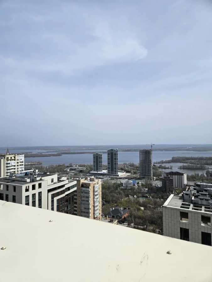 Продажа 4-комнатной квартиры 186 м², Симферопольская ул., 2Л