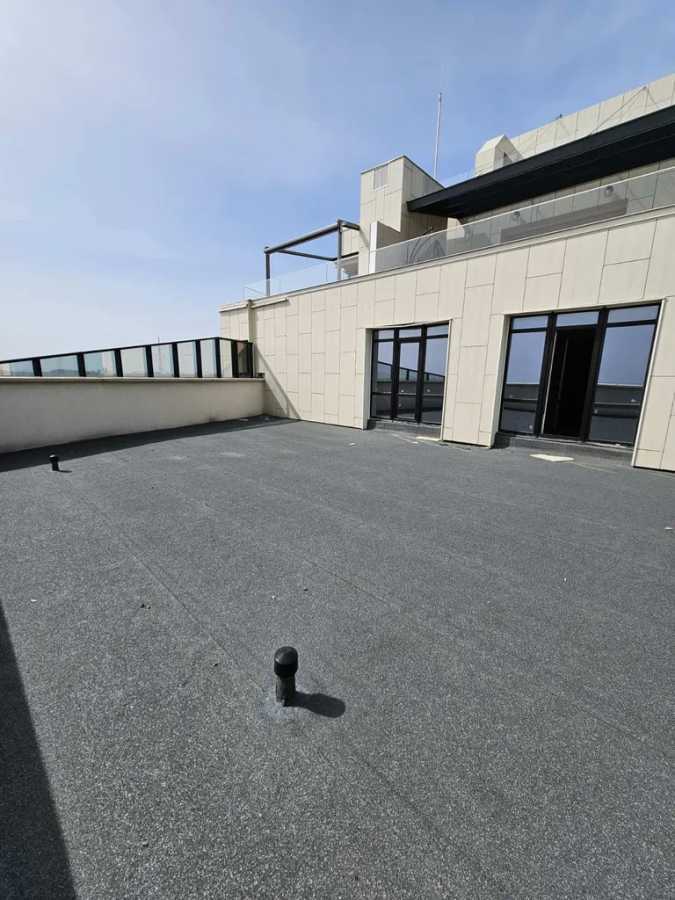 Продажа 4-комнатной квартиры 186 м², Симферопольская ул., 2Л