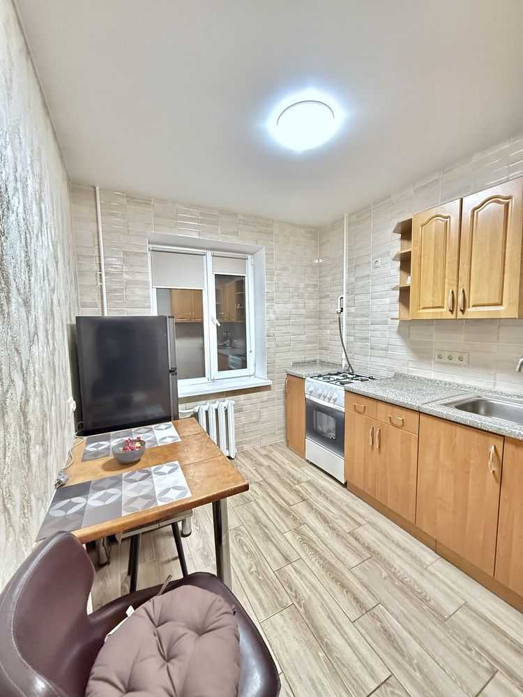 Оренда 1-кімнатної квартири 35 м², Райдужна вул., 13В