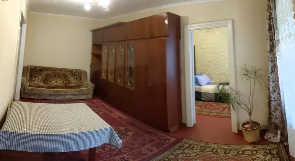 Продажа 2-комнатной квартиры 45 м², Кармена Романа ул.