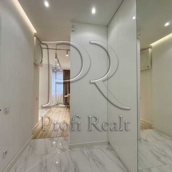 Продажа 1-комнатной квартиры 42 м², Владимира Антоновича ул., 74