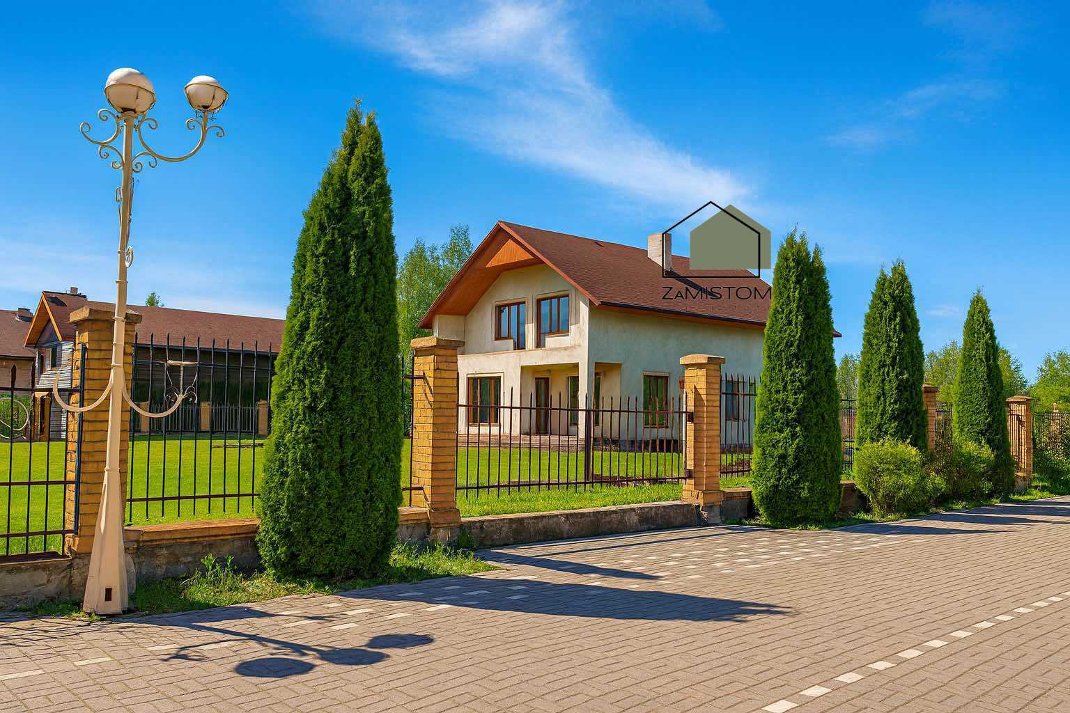 Продажа коттеджа 306 м²