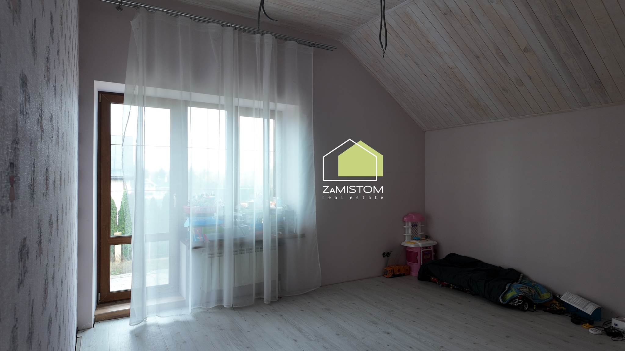 Продажа коттеджа 306 м²