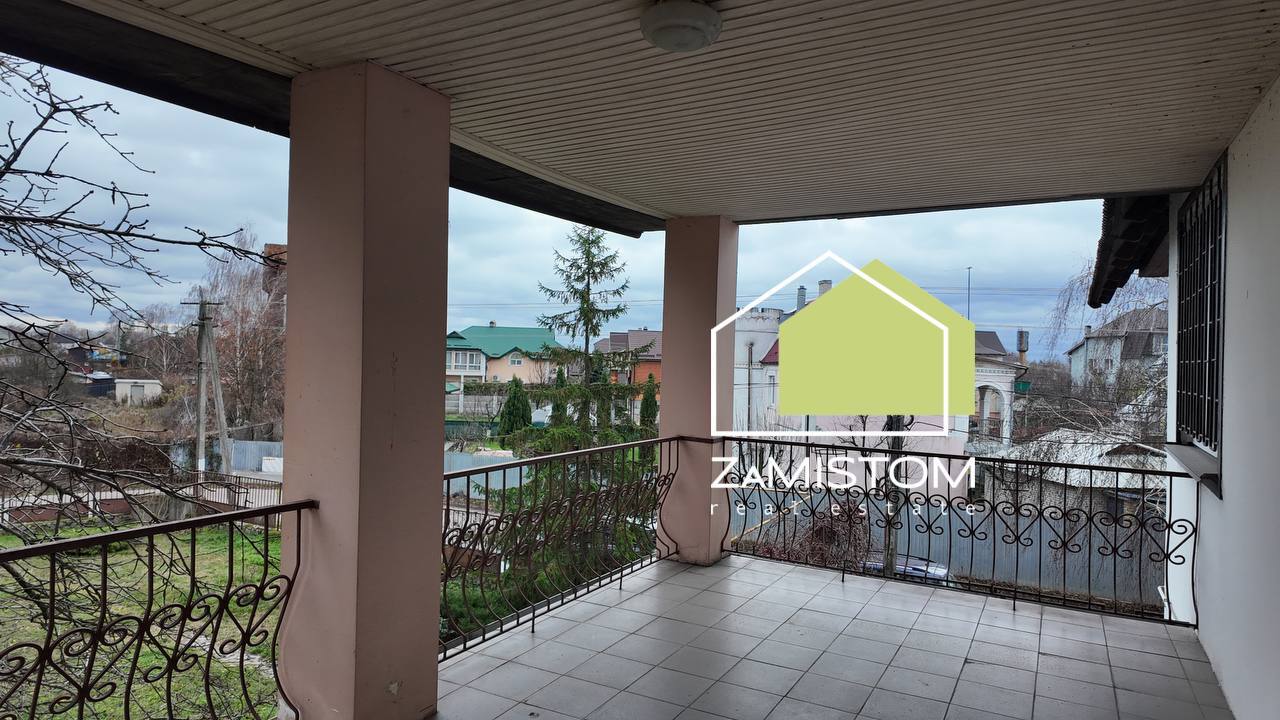 Продажа дома 300 м²