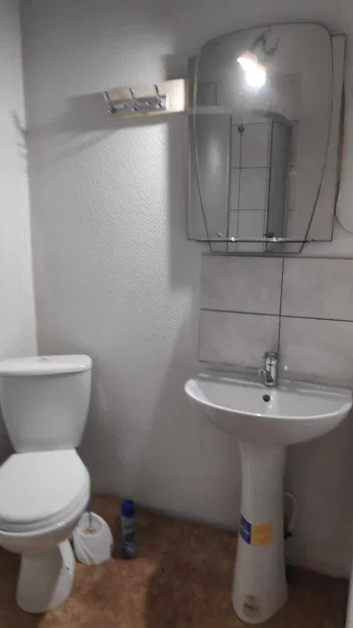 Оренда 1-кімнатної квартири 40 м², Євгена Харченко вул.