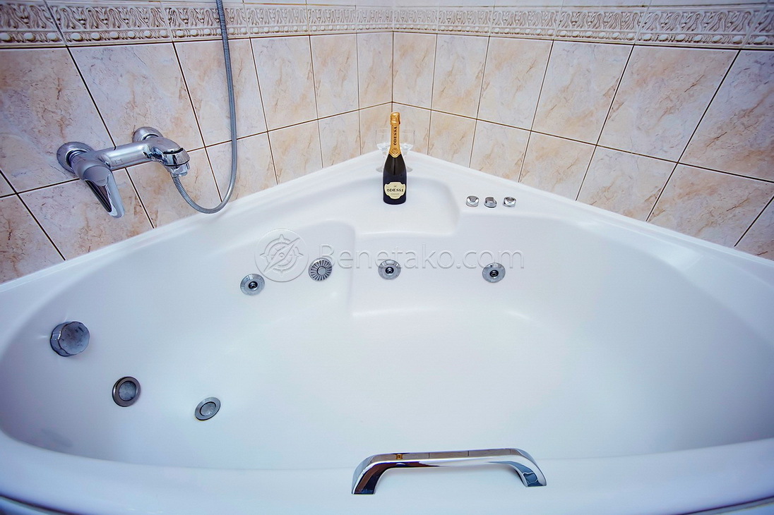 Оренда 1-кімнатної квартири 55 м², Греческая вул., 35