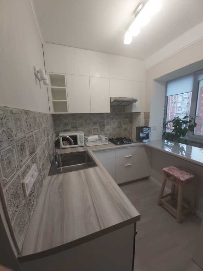 Оренда 1-кімнатної квартири 34 м², Політехнічна вул., 5