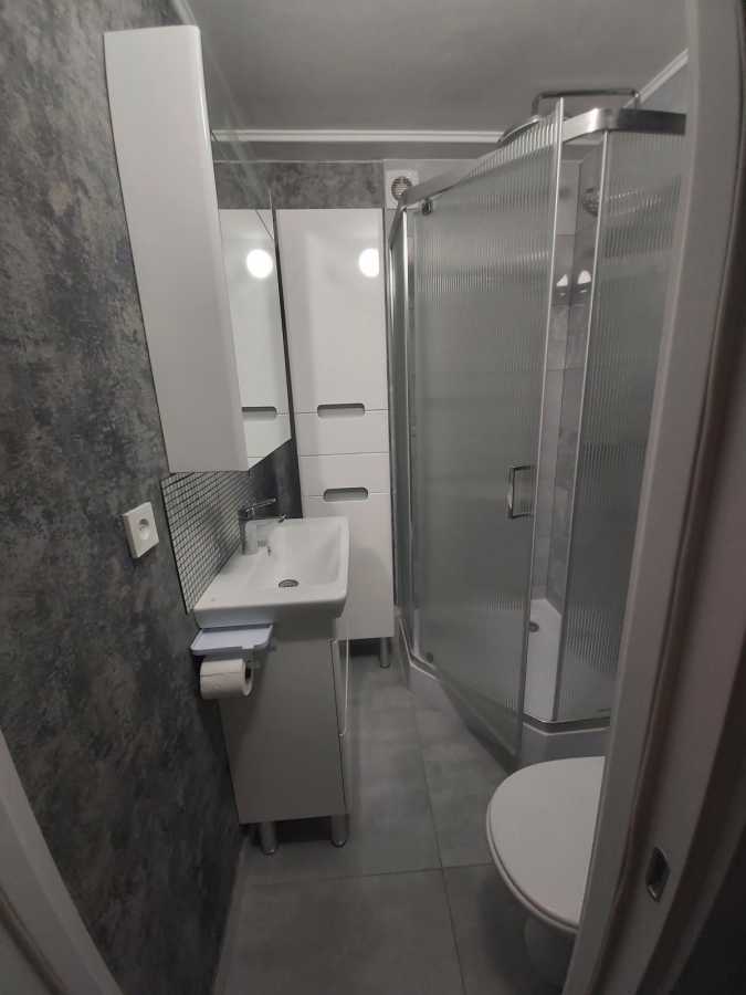 Оренда 1-кімнатної квартири 34 м², Політехнічна вул., 5