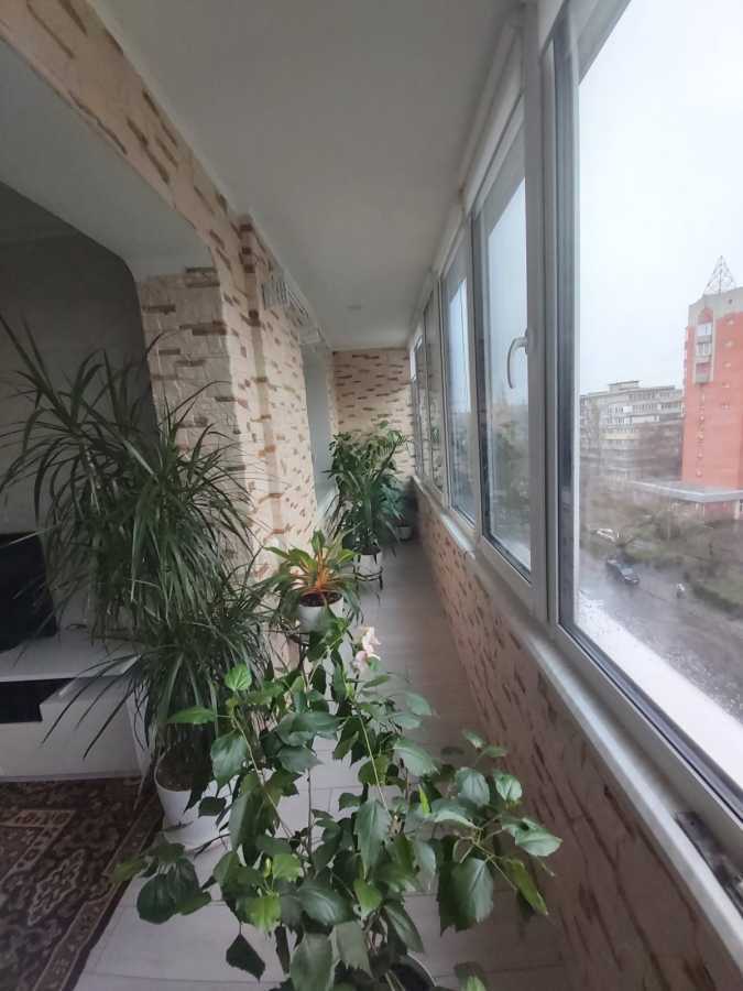 Оренда 1-кімнатної квартири 34 м², Політехнічна вул., 5