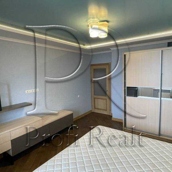 Продажа 1-комнатной квартиры 60 м², Олевская ул., 9