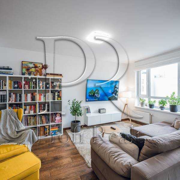 Продажа 3-комнатной квартиры 92 м², Шолуденко ул., 1А