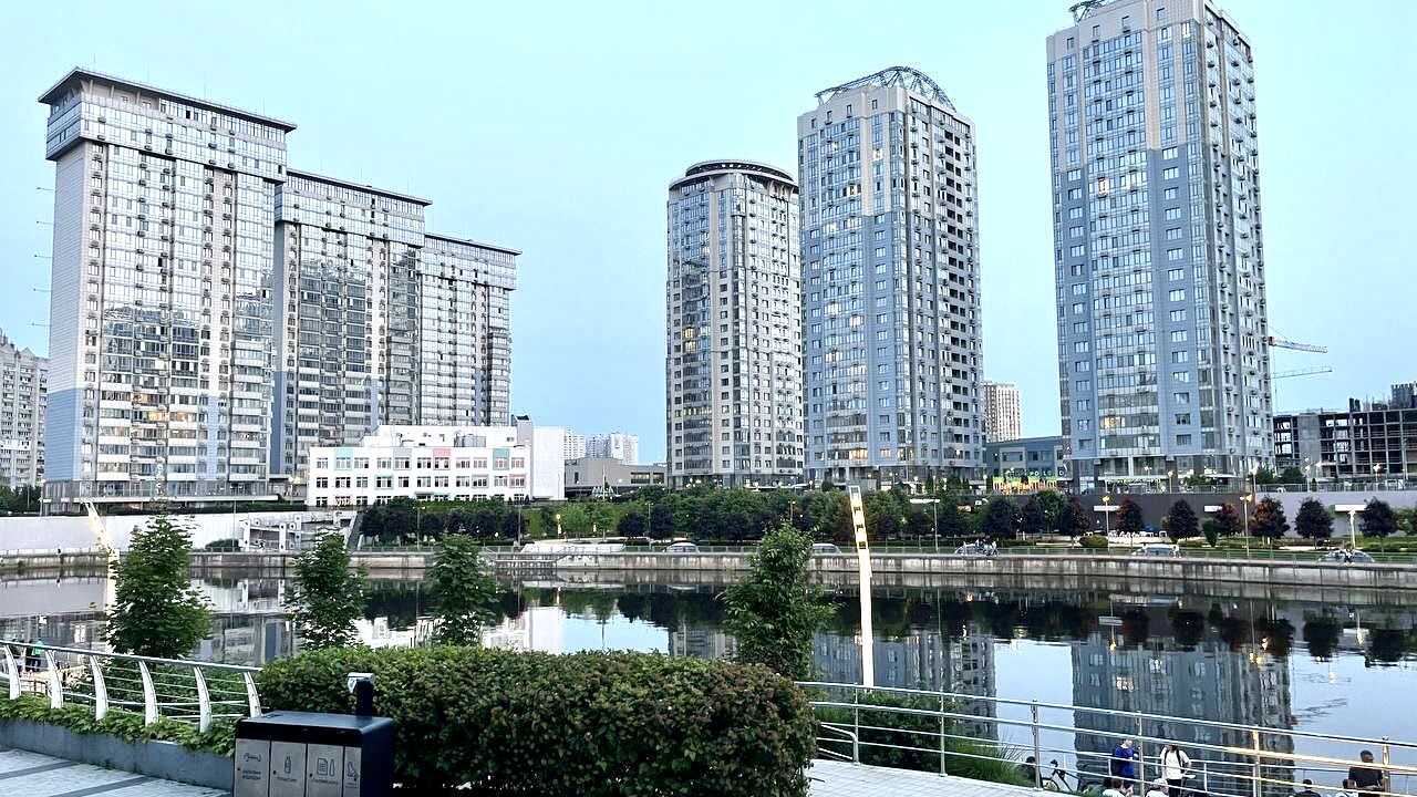 Продажа 3-комнатной квартиры 128 м², Трускавецкая ул., 2А