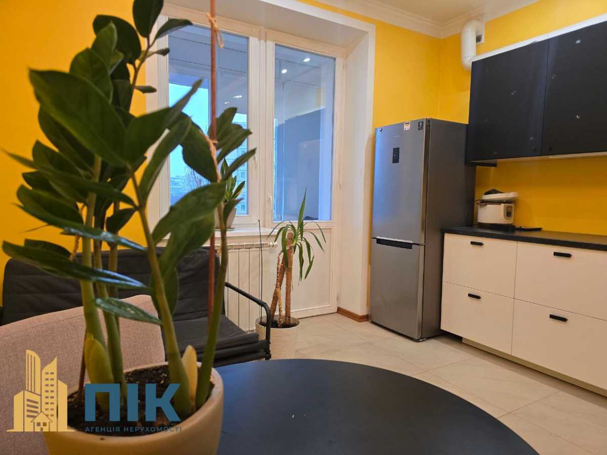 Продажа 4-комнатной квартиры 152 м², Героев Сталинграда просп., 8 К1