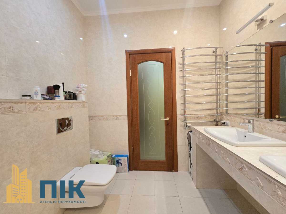 Продажа 4-комнатной квартиры 152 м², Героев Сталинграда просп., 8 К1
